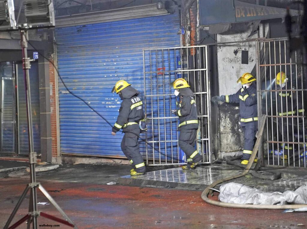 ไฟไหม้ ร้านอินเตอร์เน็ตทางตะวันออกเฉียงใต้ของจีนเสียชีวิตสิบราย มีผู้เสียชีวิตอย่างน้อย 39 รายและบาดเจ็บอีก 9 รายหลังจากเกิดเพลิงไหม้