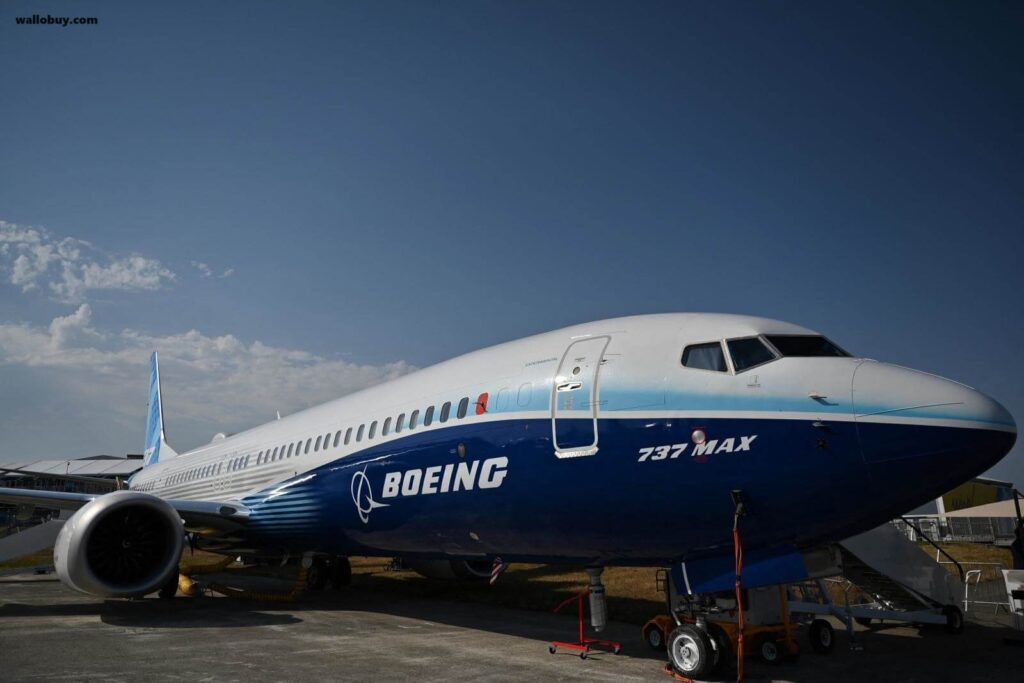 โบอิ้ง ปลดหัวหน้าโครงการเครื่องบินโบอิ้ง 737 โบอิ้ง เปิดเผยว่า หัวหน้าโครงการเครื่องบิน 737 กำลังจะลาออกจากบริษัท ท่ามกลางการเปลี่ยนแปลง